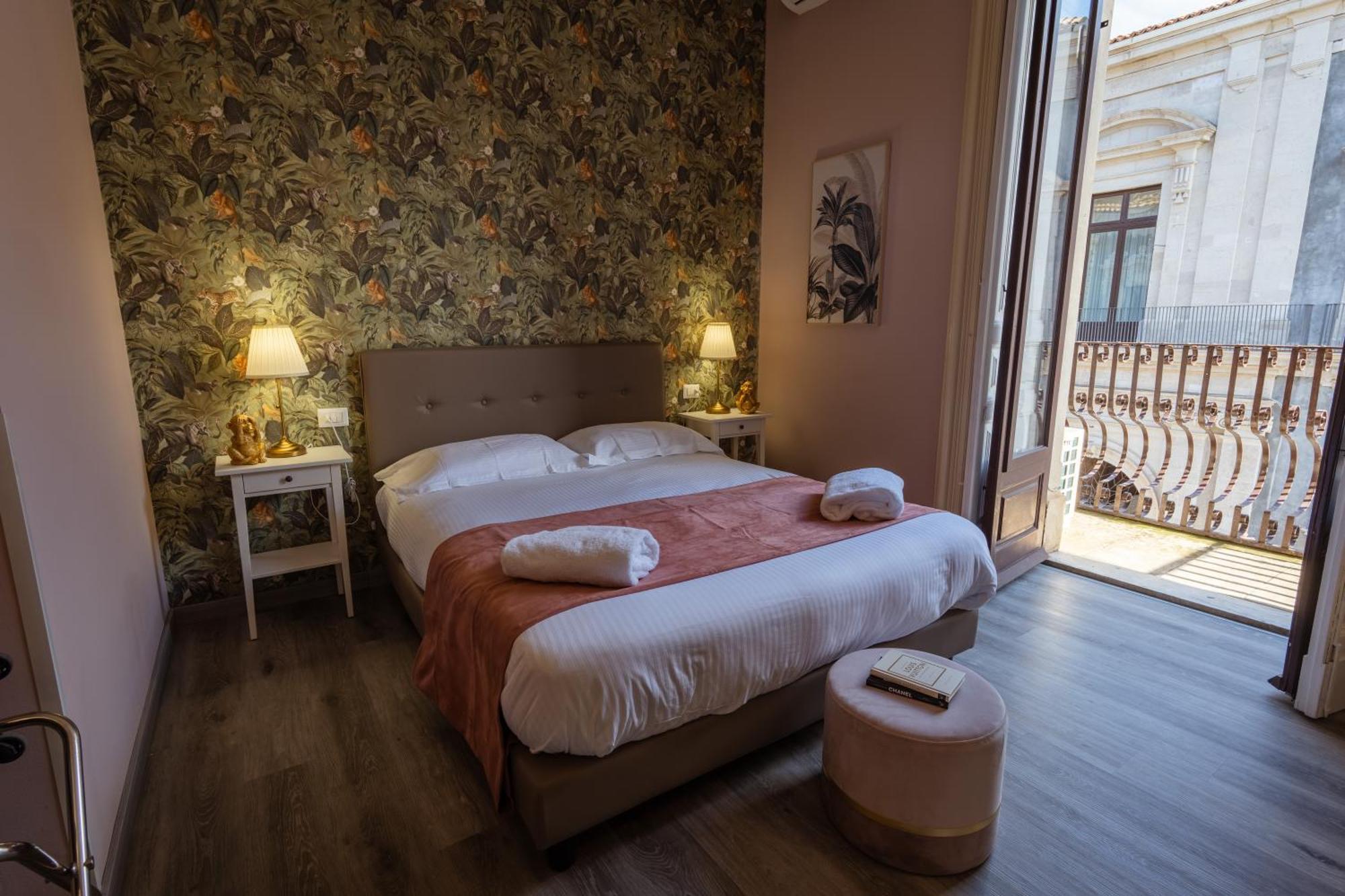 Etnea Boutique Hotel Катания Екстериор снимка